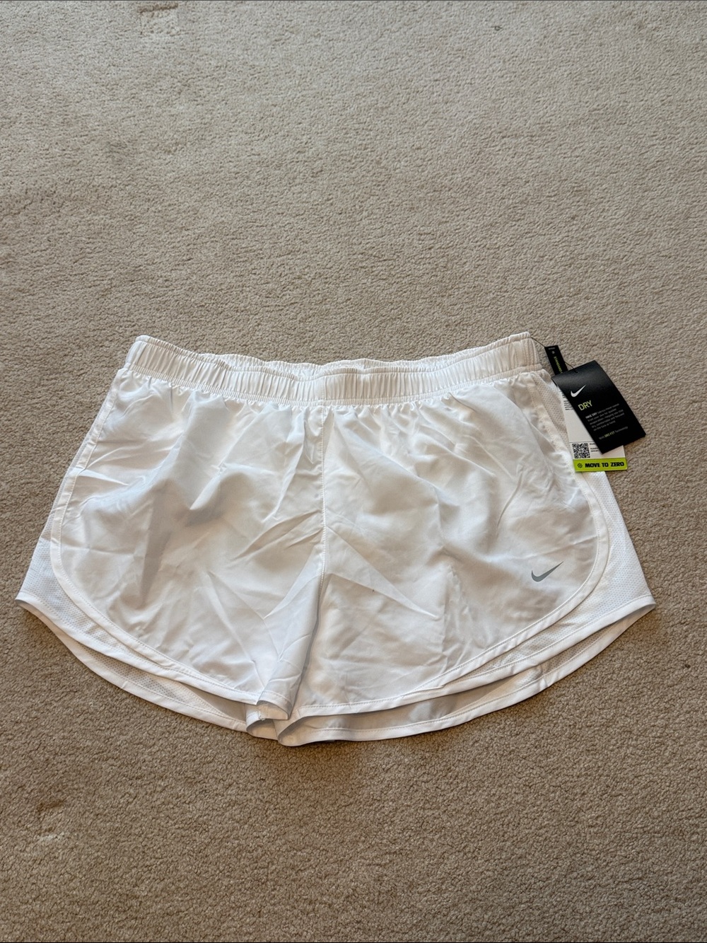 NWT Nike Dri-Fit Technology Shorts Standard Fit White Women's Size XL